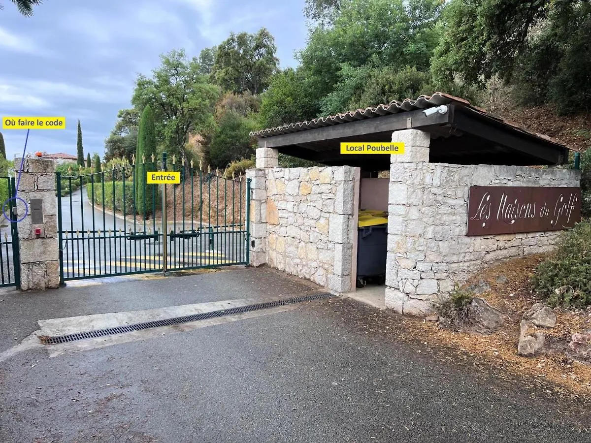 Holiday home Le Mazet Des Maisons Du Golf Sainte-Maxime France